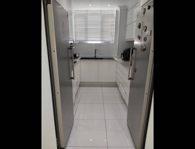 3 BEDROOM APARTMENT RENTED IN MORNINGSIDE